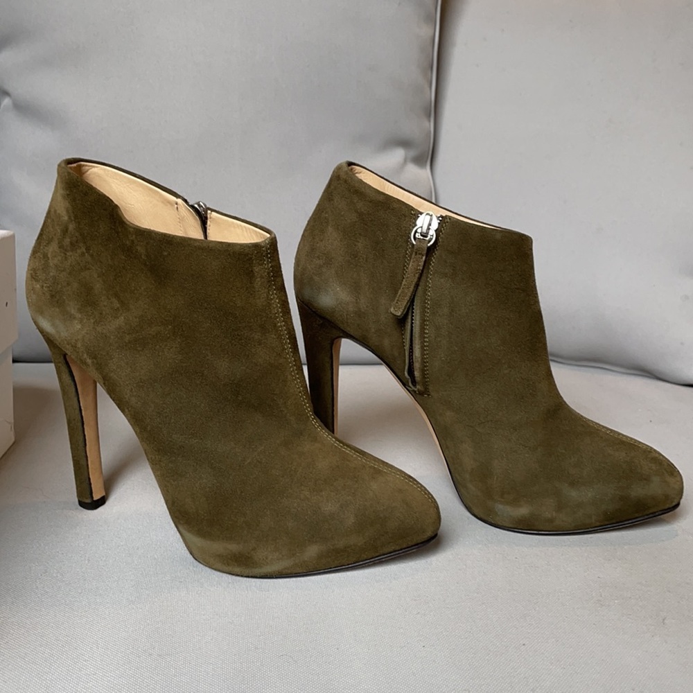Giuseppe Zanotti olive green ankle booties, Sz 37.5